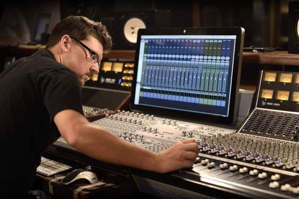 Звукорежиссер