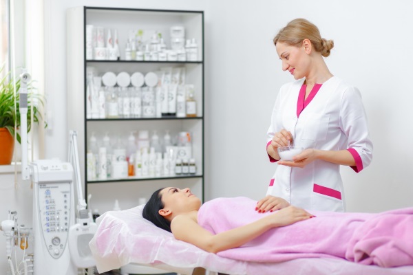 Косметолог