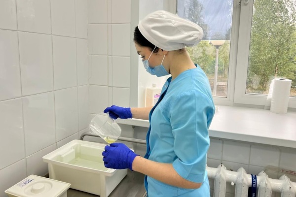 Младшая медсестра