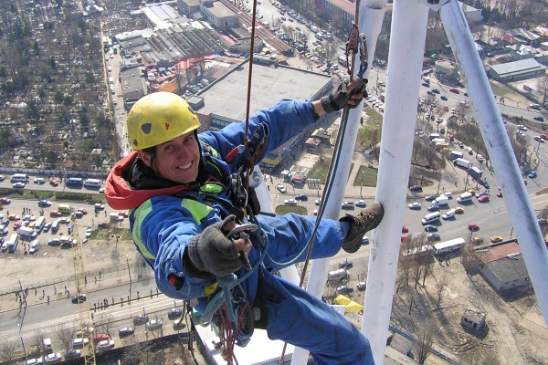 Монтажник высотных работ