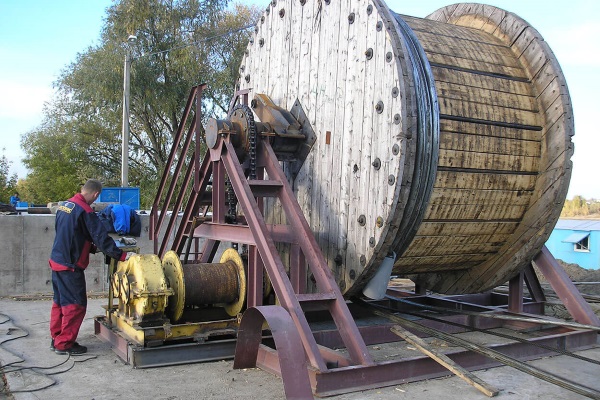 Насадчик бобин