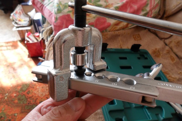 Развальцовщик стекла