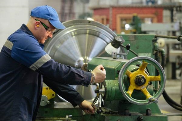 Резьбонарезчик на специальных станках