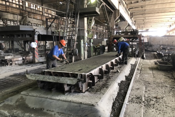 Формовщик жби