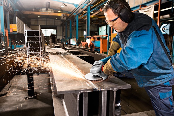 Шлифовщик по металлу