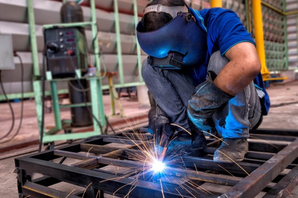 Электросварщик