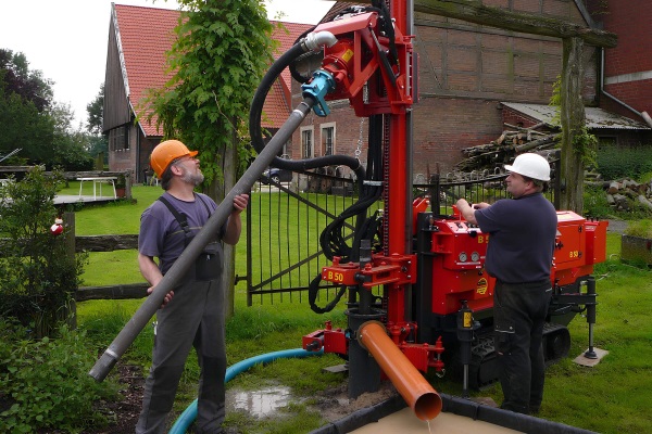 Бурильщик скважин на воду