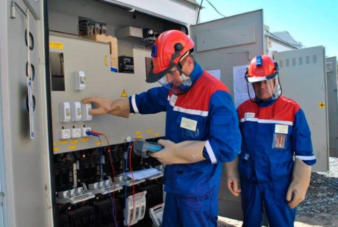 Энергетики за работой